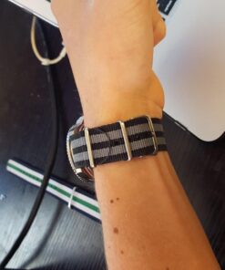 Benchmark Basics Nylon Watch Band - Waterproof Ballistic Nylon One-Piece Military Watch Straps for Men & Women - Choice of Color & Width - 18mm, 20mm, 22mm or 24mm Black / Grey Bond Striped 31 71cY6VCqZTL