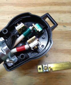 Eaton S42-SP Arrow Hart heavy-duty universal NEMA power plug, Black 1 34 71cYN5YLzYL