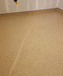 Rust-Oleum 238466 Epoxy Shield Esh-06 Professional Based Floor Coating Kit, Liquid, Tan, Solvent Like, 263 G/L Voc, 2 Gallon (Pack of 1), Dunes Sand, 11 Fl Oz 49 71cZ6ZQdlL