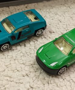 Amazon Basics Toy Car Carrier Truck With Storage For Kids Ages 3 and Up, 6-Pieces Diecast Vehicles & 16 Accessories, Multicolor, Medium 58 71cwYnTJORL