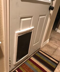 PetSafe Extreme Weather Energy Efficient Pet Door - 3 Flap System - For Large Dogs Up to 100 lb Plastic Frame 32 71d3qd8hTYL