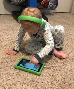 LilGadgets Connect+ Kids Headphones Wired with Microphone, Volume Limiting for Safe Listening, Adjustable Headband, Cushioned Earpads for Comfort, School Headphones for Kids, Green 31 71d6qogPHHL