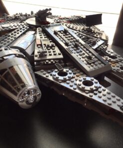 LEGO Star Wars Millennium Falcon 75105 32 71dLdgsWGPL