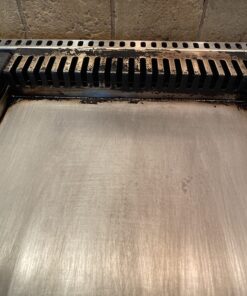 3M Scotch-Brite Griddle Cleaning, Quick Clean Heavy Duty Scour Pad, 4" x 5.25" Pads/Pack, For Baked On Food and Cooking Oils, Use on Hot or Cool Griddle, 15 Count 13 71dQp6d65tL