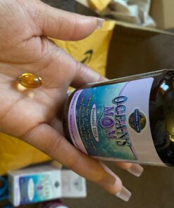 Garden of Life Oceans Mom Prenatal Fish Oil DHA, Omega 3 Fish Oil Supplement - Strawberry, 350mg Prenatal DHA Pregnancy Fish Oil Support for Mamas, Babys Brain & Eye Development, 30 Small Softgels 37 71dRnVxEp2L