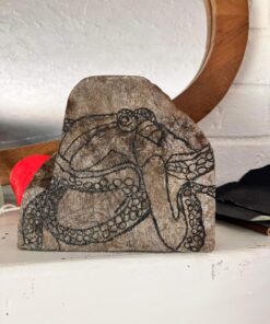 ARTISTRO Black Paint Pens for Rock Painting, Stone, Ceramic, Glass, Wood, Tire, Fabric, Metal, Canvas. Set of 5 Water Based Black Markers for Acrylic Painting Extra Fine Point Tip 5 Extra-Fine Black 32 71e5vkjrsfL