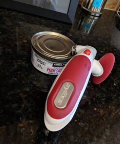 Zyliss Lock N' Lift Can Opener - Can Opener with Lid Lifter Magnet - Manual Can Opener with Locking Mechanism - Safe and Easy-to-Turn - Stainless Steel - Red Lock & Lift Red 27 71eEctK9mvL
