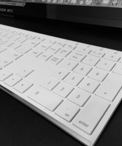 Macally Wireless Bluetooth Keyboard for Mac or Windows PC - Compatible Apple Keyboard Rechargeable - Multi-Device Keyboard, Up to 3 Devices with 110 Keys, 20 Shortcuts, and Numeric Keypad - White 34 71eY2RDx4mL