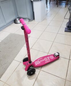 Micro Kickboard - Maxi Deluxe 3-Wheeled, Lean-to-Steer, Swiss-Designed Micro Scooter for Kids, Ages 5-12 Pink 16 71efrLOwiIL