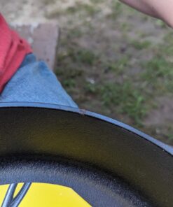 Lodge Cast Iron Skillet with Red Silicone Hot Handle Holder, 12-inch 53 71emmhy9rJL