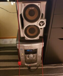 Amazon Basics 3.5mm to 2-Male RCA Adapter Audio Stereo Cable For Speaker, 8 Feet 1-Pack 27 71ewMtKjddL