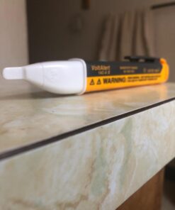 Fluke 1AC-A1-II VoltAlert Non-Contact Voltage Tester, Pocket-Sized, Voltage Detection Range 90 V to 1000 V AC, Audible Beeper, Silent Mode, Includes Batteries And 2 Year Warranty, CAT IV Rating 24 71fJVoMNiuL