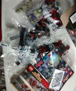 LEGO Superheroes The Hulk Buster Smash 43 71flQsMFmjL