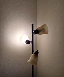 Philips 461798 LED Non-Dimmable A19 Frosted Light Bulb: 800-Lumen, 2700-Kelvin, 8.5-Watt (60-Watt Equivalent), E26 Base, Soft White, 12-Pack 35 71g6H5O0wIL