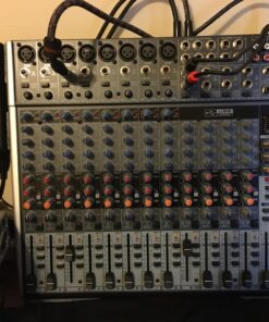 Behringer Xenyx X2222USB Mixer with USB and Effects 19 71gUYz5cxoL