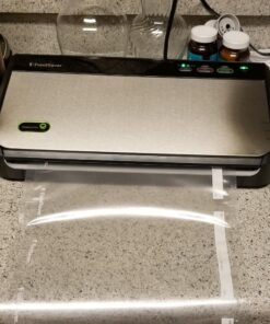 FoodSaver FM2435 Vacuum Sealer Machine with Bonus Handheld Vacuum Sealer and Starter Kit, Safety Certified, Silver 66 71gb8xIuJxL