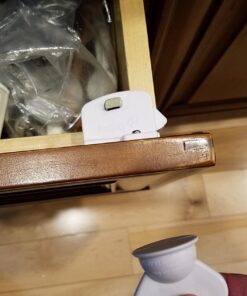 Safety 1st Magnetic Cabinet Locks, 4 Locks + 1 Key 11 71glqvVNGnL