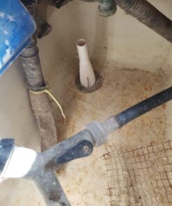 Lint Hair Trapper for filtering Washing Machine Utility Tub and Sink drains-reusable and customizable with built-in overflow guard. Traps Lint, hair and debris from drains, replaces all Mesh filters 29 71hXzXpGkGL