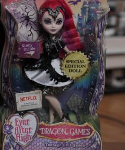 Mattel DHF97 - Ever After High Toy - Dragon Games - Teenage Evil Queen Deluxe Special Edition Doll 56 71hfQJX4t8L