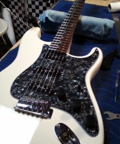 Ernie Ball 2221 Nickel Regular Slinky Electric Guitar Strings 3 Pack 16 71hgkQMVi L