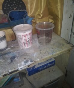 Custom Shop Brand (Full Case of 100 Each - 1/2 Pint (8oz) Paint Mixing Cups) - Cups Have Calibrated Mixing Ratios on Side of Cup BOX of 100 Cups Cups - Box of 100 + 12 Lids 16 71i3O6DX2eL