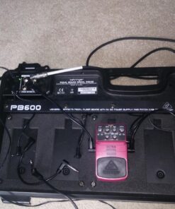 Behringer Ultra Metal UM300 Heavy Distortion Effects Pedal Single Guitar Pedal 11 71i86d7yt1L