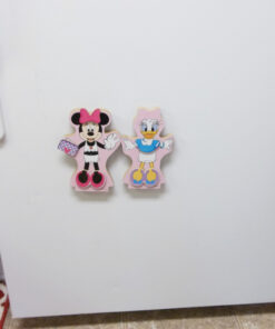 Melissa & Doug Disney Minnie Mouse and Daisy Duck Magnetic Dress-Up Wooden Doll Pretend Play Set (40+ pcs) - Toys, Dress Up Dolls For Preschoolers And Kids Ages 3+ Minnie & Daisy 42 71i9XaBBhL