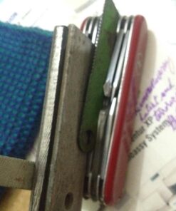 SE Waterproof Magnesium Firestarter Kit - Compact 2-in-1 Fire Starter with Flint, Serrated Striker, and Detachable Chain for Camping, Hiking, Survival, and Emergency Preparedness FS374 3" x 1" 23 71iI1bUFRqL