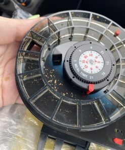 Fish Mate F14 Automatic Fish Feeder for Aquarium or Fish Tank for Vacation or Daily Use - Sits on Hood of Tank or Will Clip to Side with Included Clamps - Serves up to 14 Meals 42 71iJRZg5acL