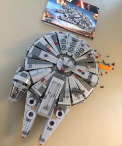 LEGO Star Wars Millennium Falcon 75105 43 71iU0Pe9VL