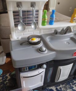 KidKraft 115-Piece Deluxe Tasty Treats Pretend Play Food Set, Plastic Grocery and Pantry Items, Gift for Ages 3+ 57 71ifAsJ1sTL