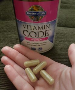 Garden of Life Multivitamin for Women, Vitamin Code Women's Multi, Whole Food Womens Multi, Vitamins, Iron, Folate not Folic Acid & Probiotics for Womens Energy, Vegetarian Supplements, 120 Capsules 120 Count (Pack of 1) 48 71ioySoC0GL