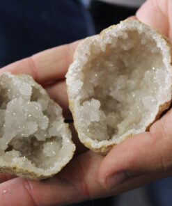 Break Your Own Geodes - Set of 12 - STEM Toy and Classroom Learning 30 71istrRYTVL