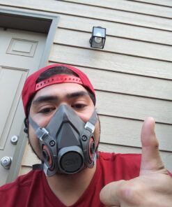 3M Half Facepiece Reusable Respirator 6300, NIOSH, Four-Point Harness, Comfortable Fit, Dual Airline Supplied Air Compatible, Bayonet Connections, Painting, Sanding, Cleaning, Large 32 71jVubgZLpL