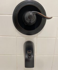 Delta Faucet Windemere 14-Series Tub and Shower Faucet Set, Shower Handle, Oil Rubbed Bronze Shower Faucet, Delta Shower Trim Kit, Oil Rubbed Bronze BT14496-OB (Valve Not Included) Without Rough Tub/Shower Faucet 36 71jlpt4qHOL