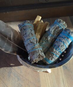 Sage Smudge Kit - White Sage, Palo Santo, Abalone Shell, Smudging Feather | Healing, Purifying, Meditating, Incense, Sage Smudging Kit 33 71jqQwE8oIL