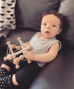 Manhattan Toy Skwish Natural Rattle and Teether Grasping Activity Toy 37 71kHn9VBXRL