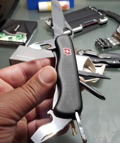 Victorinox Swiss Army One-Hand Trekker Multi-Tool Pocket Knife Black 32 71kJOpsH2dL
