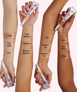 IT Cosmetics Your Skin But Better CC+ Cream Illumination - Color Correcting Cream, Full-Coverage Foundation, Hydrating Serum & SPF 50+ Sunscreen Radiant Finish 1.08 fl oz 03 Light (taupe shade with warm undertones) 15 71kL7XInVWL