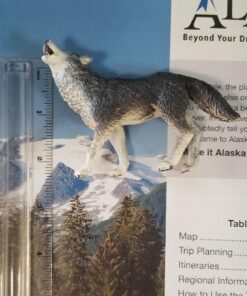Safari Ltd. Gray Wolf Figurine - Detailed 3.75" Plastic Model Figure - Fun Educational Play Toy for Boys, Girls & Kids Ages 1+ 27 71kNLdxmzxL