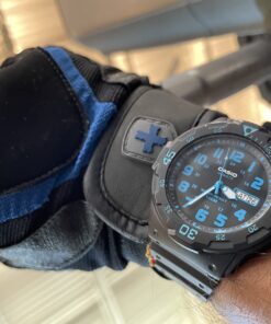 Casio Unisex MRW200H-2BV Neo-Display Black Watch with Resin Band 36 71kQXQ52DmL