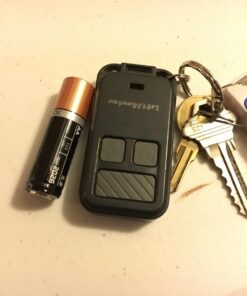 LiftMaster 890max Mini Key Chain Garage Door Opener Remote, 2.5" Long x 1.25" Wide x 1/2" Thick, Black with Gray Buttons 22 71kSWsqNtuL