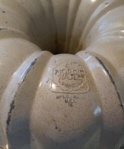 Nordic Ware Platinum Collection Anniversary Bundt Pan Original 53 71kraogS1gL