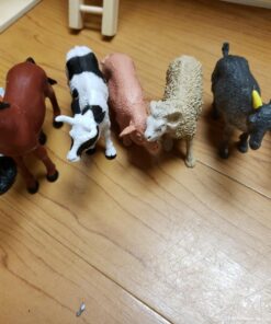 Melissa & Doug Fold and Go Wooden Barn With 7 Animal Play Figures - Farm Animals Portable Toys For Kids And Toddlers Ages 3+ Set 53 71lCf2MV 7L