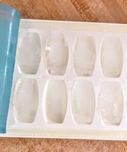 OXO Good Grips No-Spill Ice Cube Tray 1 Count (Pack of 1) 49 71lF3mO9o5L