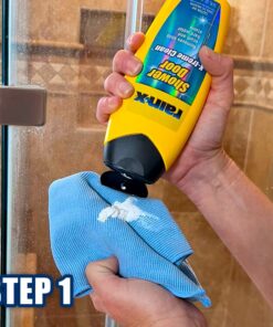 Rain-X 630035 X-Treme Clean Shower Door Cleaner, 12 Fl. Oz, Formulated To Glass Doors - Easy Use, Removes Soap Scum, Dirt, Hard Water Build-up, Calcium, Lime And Rust Stains 29 71lGj3Vk72L