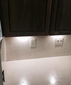 Brilliant Evolution Tap Light Push Lights 6pk w/Batteries + Remote, LED Stick On Lights Under Cabinets Battery Puck Lights with Remote - Under Counter Lighting Wireless Closet Kitchen Night Lights 6 pack (18 batteries included) 61 71lXkkUmISL