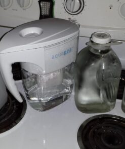 Aquagear Water Filter Pitcher – Lead, Chlorine, PFOA/PFOS, Microplastics Filter, 10 Cup, 120 Gallon Filter Life - Filter Media Made in USA 45 71lYU6moMuL