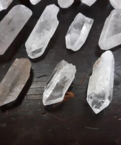 JIC Gem 2 lbs Natural Clear Quartz Crystal Point 2inch Big Size About 20pcs up for Healing and Gift Use 2 Pound (Pack of 1) 45 71ly3V73KhL