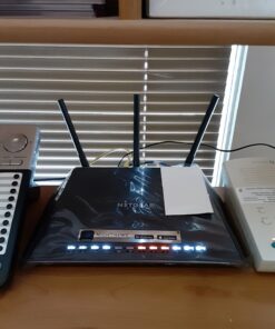 NETGEAR Nighthawk Smart Wi-Fi Router, R6700 - AC1750 Wireless Speed Up to 1750 Mbps | Up to 1500 Sq Ft Coverage & 25 Devices | 4 x 1G Ethernet and 1 x 3.0 USB Ports | Armor Security AC WiFi Router 36 71m2d0cq9hL